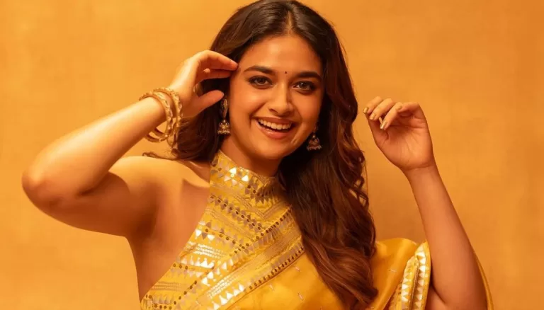 Keerthy Suresh Looks Awesome in Yellow Saree
