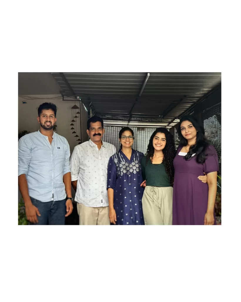anupama parameswaran family pics