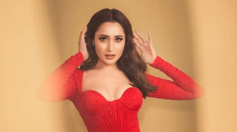 Latest Photos of Pragya Jaiswal: Looks Hot in Red