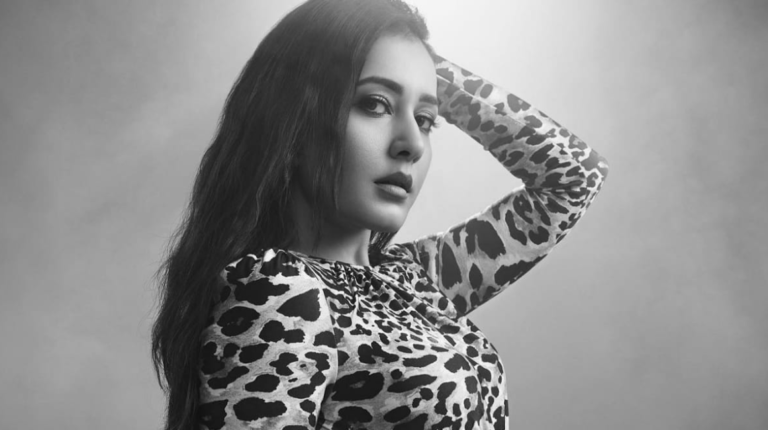 Raashii Khanna: Stunning Stills in Latest Photoshoot