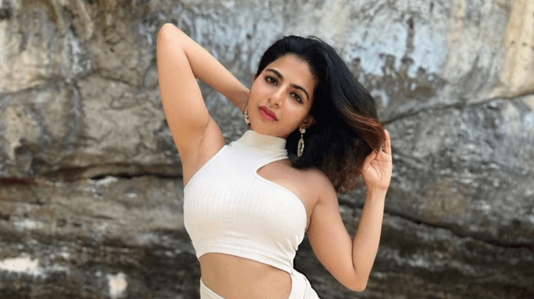 Iswarya Menon Latest Hottest Pics