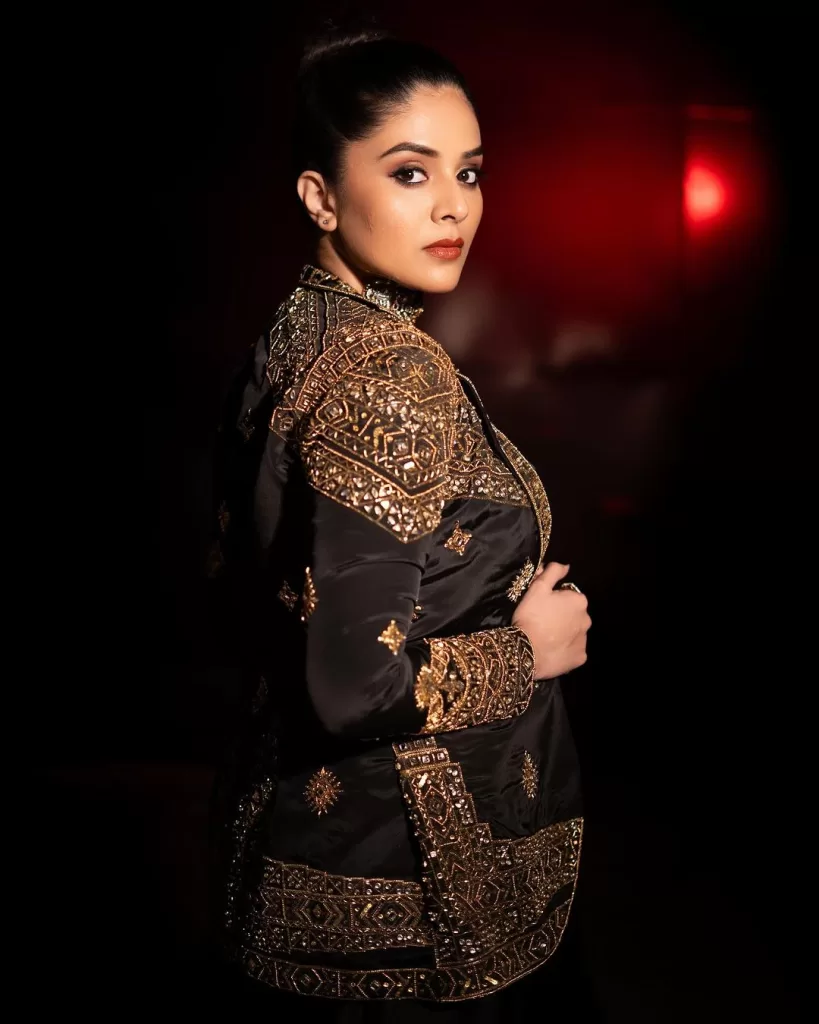 sreemukhi latest photos