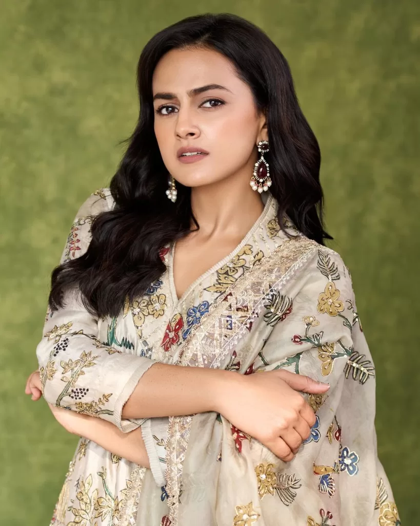 shraddha srinath latest photos