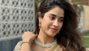 janhvi kapoor saree pics