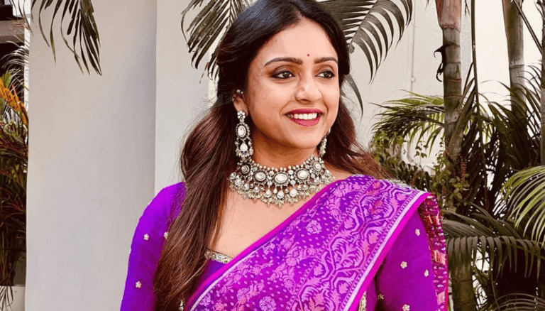 Vithika Sheru Latest Photos | Sankranthi Festive Attire