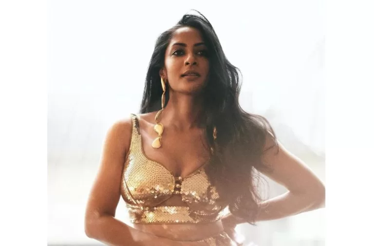 Sriya Reddy stuns in glamorous images