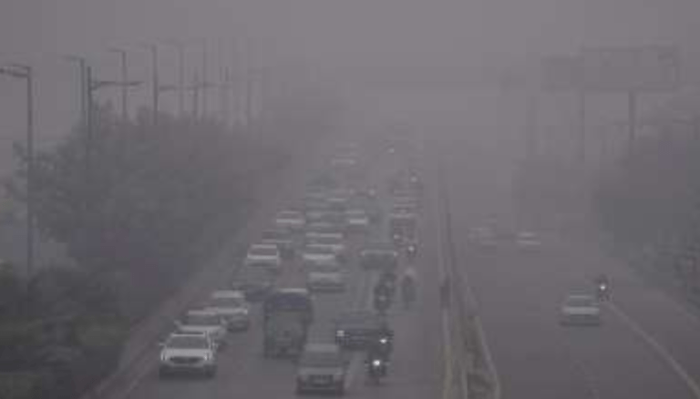 India Battle with Air Pollution: New Delhi Tops List as Most Polluted Capital