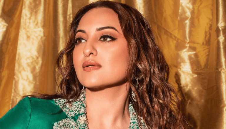 Sonakshi Sinha Latest Stunning Photos in Shiny Green Outfit