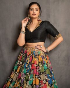 sreemukhi 