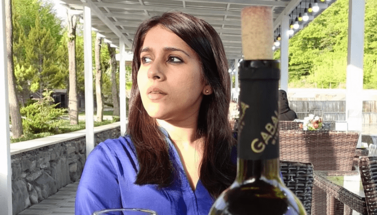 Rashmi Gautam New Photos in Blue