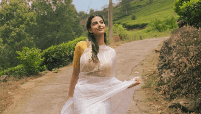 Meenaakshi Chaudhary looking ravishing and radiant!