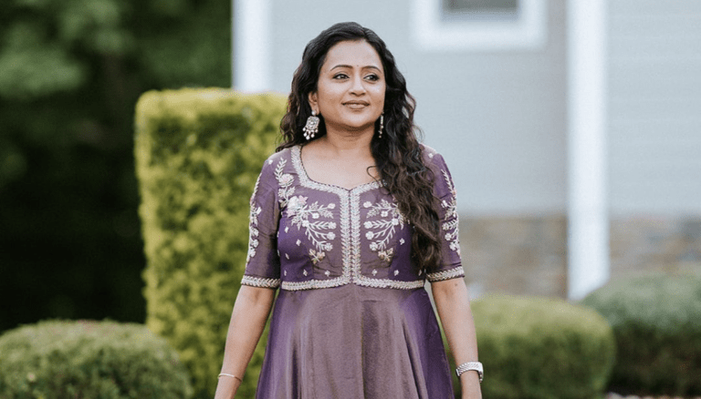 Suma Kanakala looking ravishing and radiant!