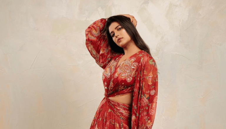 Aishwarya Rajesh captivates us effortlessly.
