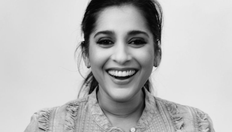 Rashmi Gautam dazzles in her latest snap.