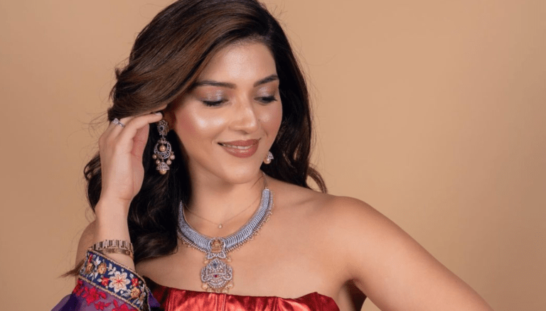 Mehreen Pirzadaa stunning us with her newest look!