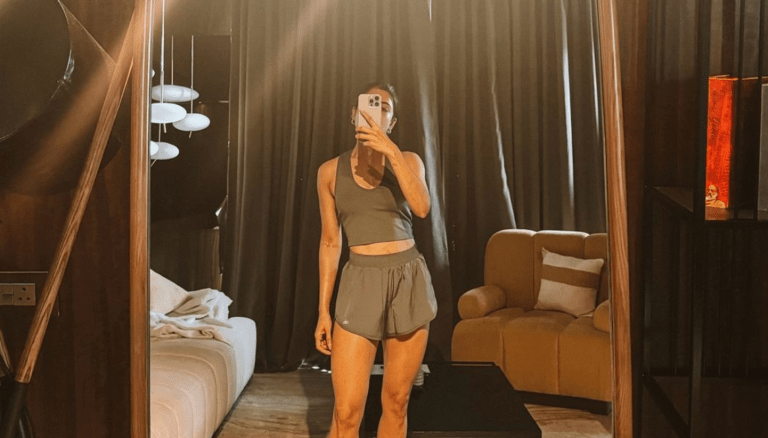 Samantha captivating us with latest photos!