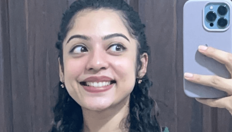 Varsha Bollamma looking gorgeous in latest post!