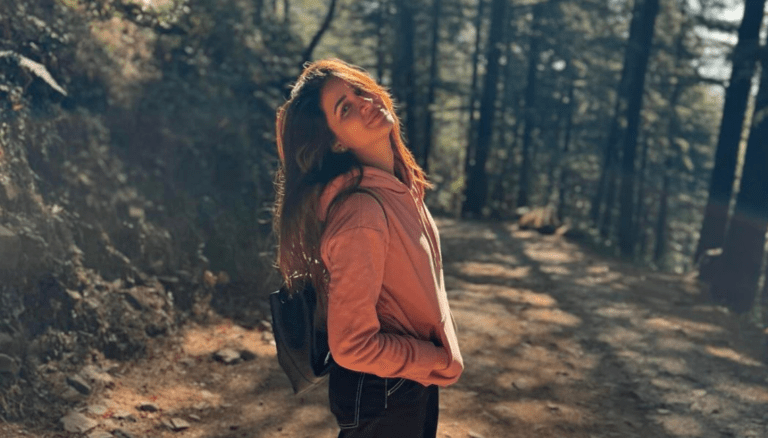 Lavanya tripathi mesmerizing us with latest look!