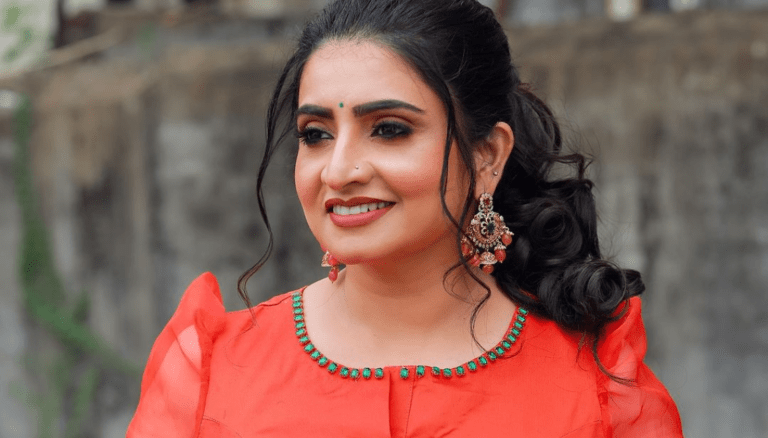 Sujitha Dhanush looking mesmerizing in new look!