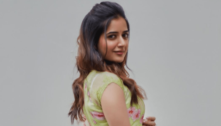 Ashika Ranganath mesmerizing us with her latest look!