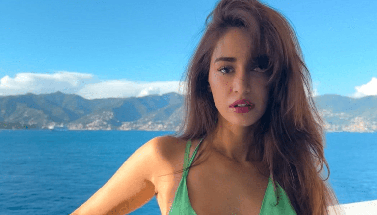 Disha Patani shining bright like a star!
