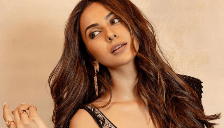 Rakul Preet Singh looking absolutely radiant.