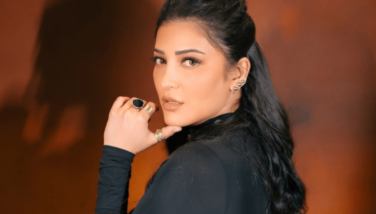 Shruti Haasan dazzling us with impeccable fashion sense.