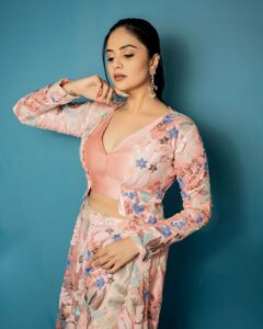 sreemukhi