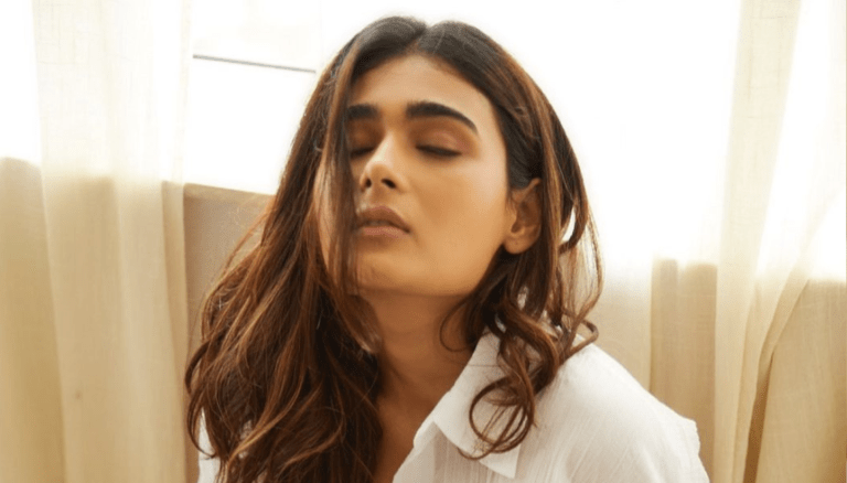 Mesmerizing beauty captured by Shalini Pandey!
