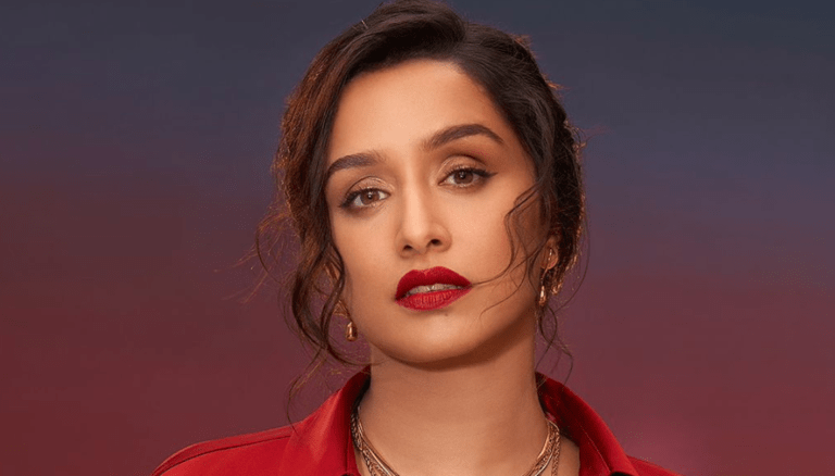 Shraddha Kapoor always brings the glamour.