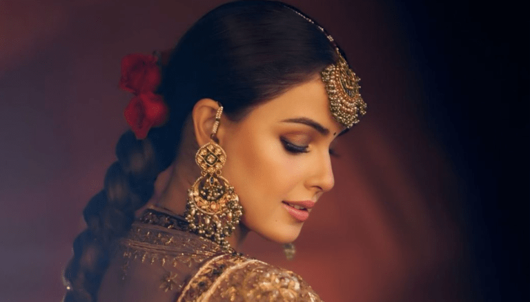 Genelia always brings the glamour.