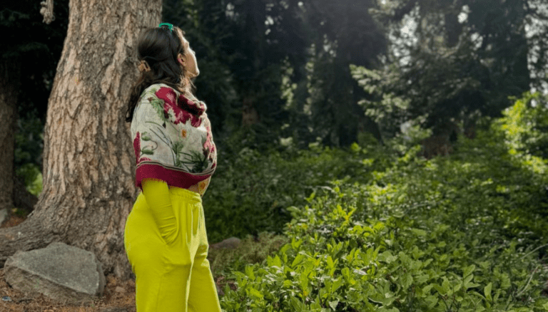 Sara Ali Khan shining brighter than ever!