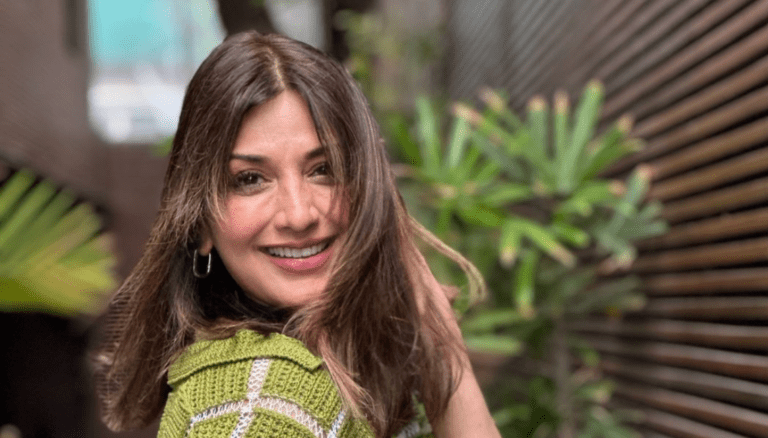 Mesmerizing beauty from Sonali Bendre!