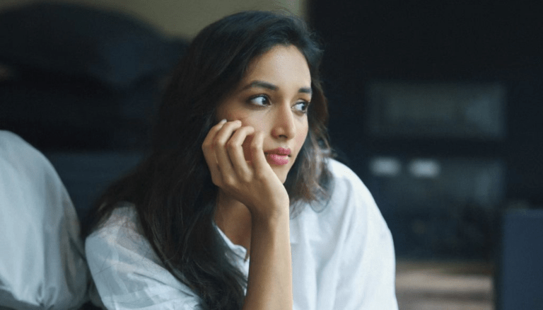 Srinidhi Shetty shining bright in white!