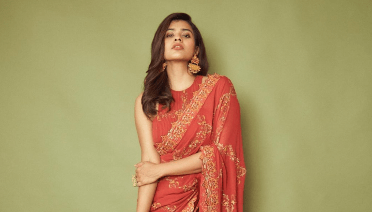 Hebah wowing us with her incredible style.