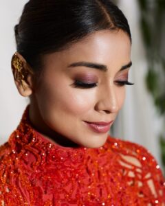 shriya saran