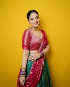 sreemukhi