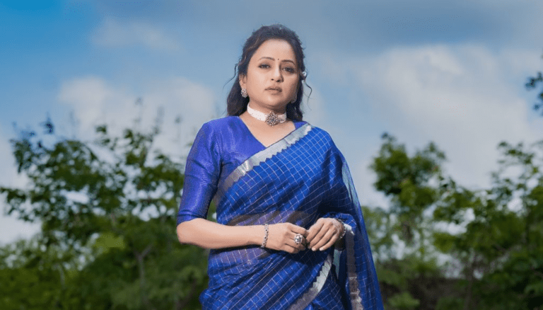 Suma Kanakala looks stunning in this pics!