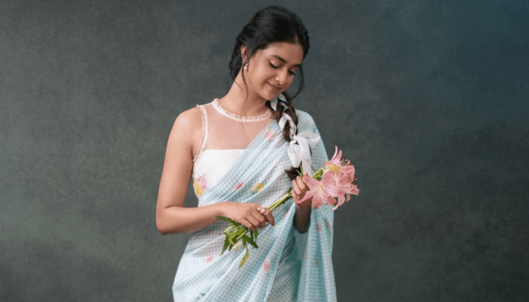 Keerthy Suresh looks enchanting as ever!