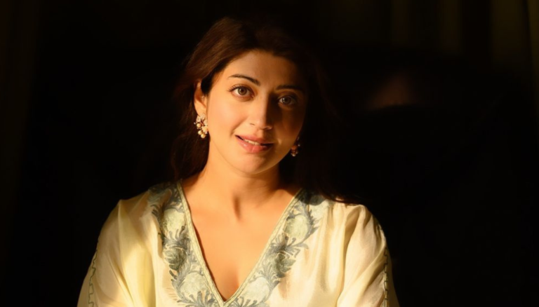 Pranita Subhash looks effortlessly beautiful!