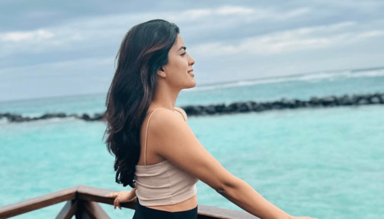 Amritha Aiyer is looking amazing as always!