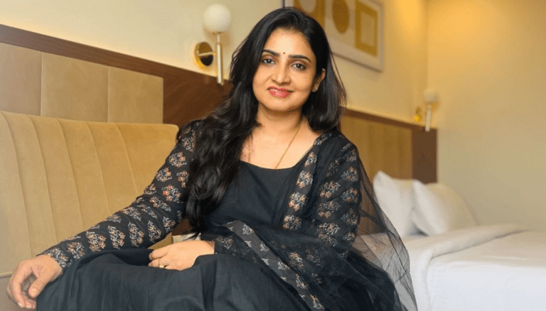 Sujitha Dhanush is stunning as always!