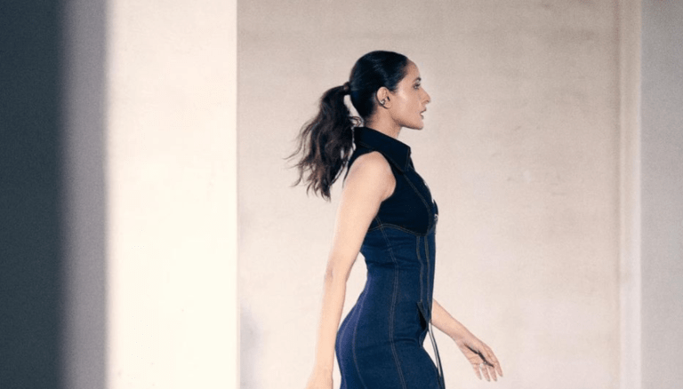 Pragya Jaiswal is simply stunning in new pics!