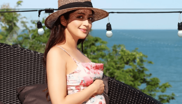 Pranita Subhash is a vision of grace and style!