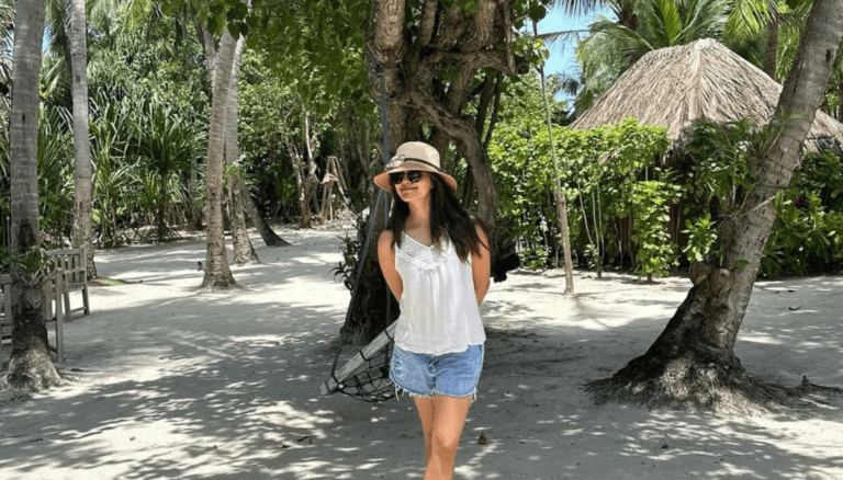 Amritha Aiyer is glowing with beauty!