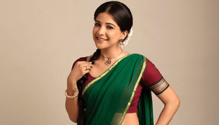 Sakshi Agarwal is looking absolutely fabulous!