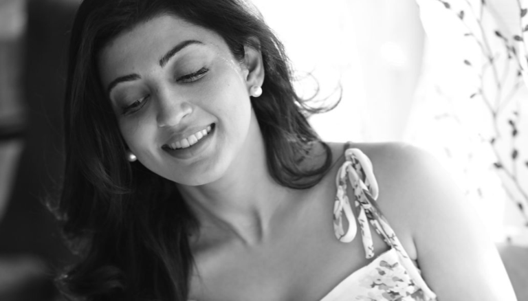 Pranita Subhash looking absolutely stunning.