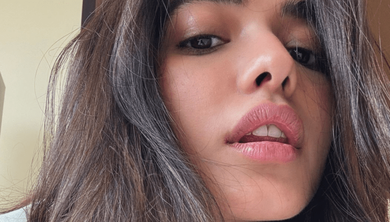 Ketika Sharma is a vision of grace and beauty.