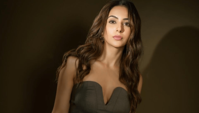 Rakul Singh shines with elegance and grace!