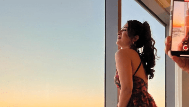 Catherine Tresa is glowing with beauty!